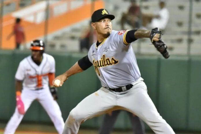 Toros del Este dejan en el terreno a las Águilas Cibaeñas Toros del Este dejan en el terreno a las Águilas Cibaeñas